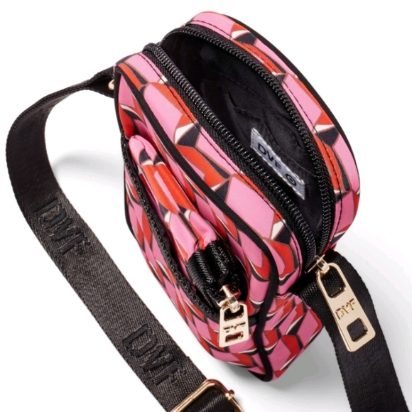 DVF Diane Von Furstenberg X Target Pink Modern Geo Cellphone Holder - Picture 3 of 5